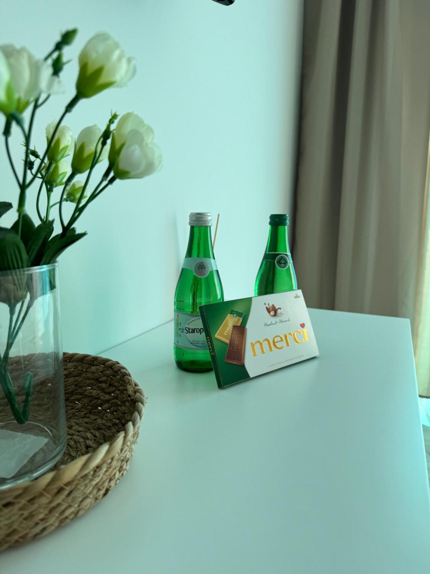 4Summer Kolobrzeg Apartamenty White Blue Sauna & Fitness & Parking 100 Metrow Do Pieknej Szerokiej Piaszczystej Plazy, Wspanialy Widok Z Duzego Tarasu! 100 Meter Zu Einem Schoenen Breiten Sandstrand, Herrliche Aussicht Von Einer Grossen Terrasse! Bagian luar foto