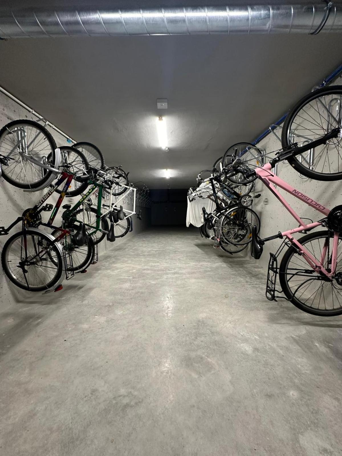 4Summer Kolobrzeg Apartamenty White Blue Sauna & Fitness & Parking 100 Metrow Do Pieknej Szerokiej Piaszczystej Plazy, Wspanialy Widok Z Duzego Tarasu! 100 Meter Zu Einem Schoenen Breiten Sandstrand, Herrliche Aussicht Von Einer Grossen Terrasse! Bagian luar foto