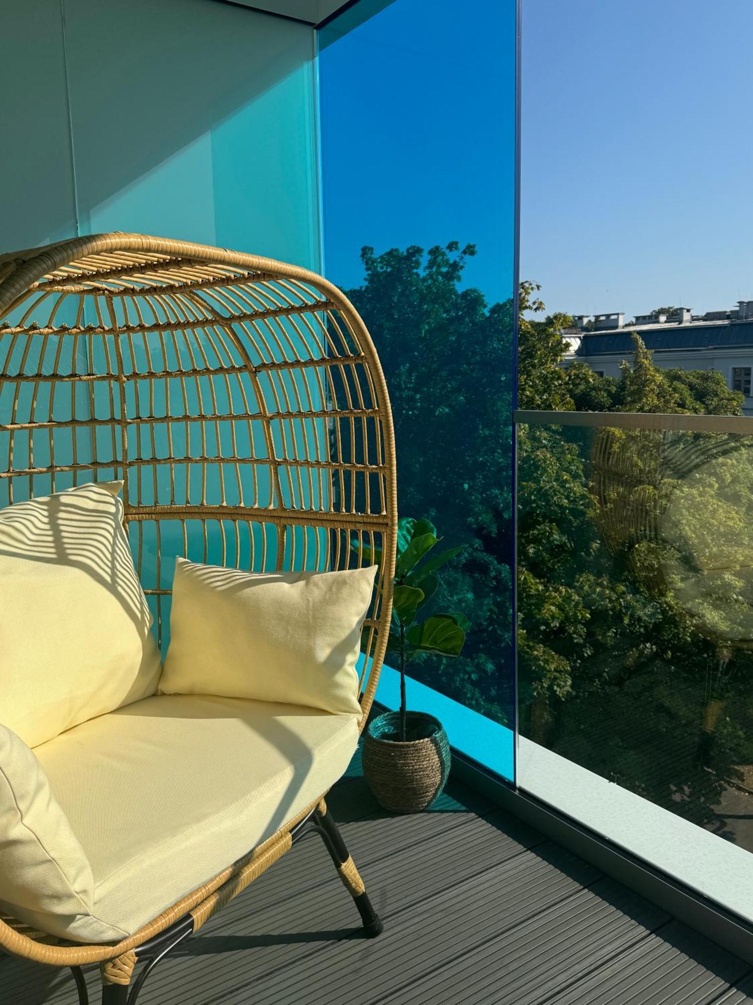 4Summer Kolobrzeg Apartamenty White Blue Sauna & Fitness & Parking 100 Metrow Do Pieknej Szerokiej Piaszczystej Plazy, Wspanialy Widok Z Duzego Tarasu! 100 Meter Zu Einem Schoenen Breiten Sandstrand, Herrliche Aussicht Von Einer Grossen Terrasse! Bagian luar foto